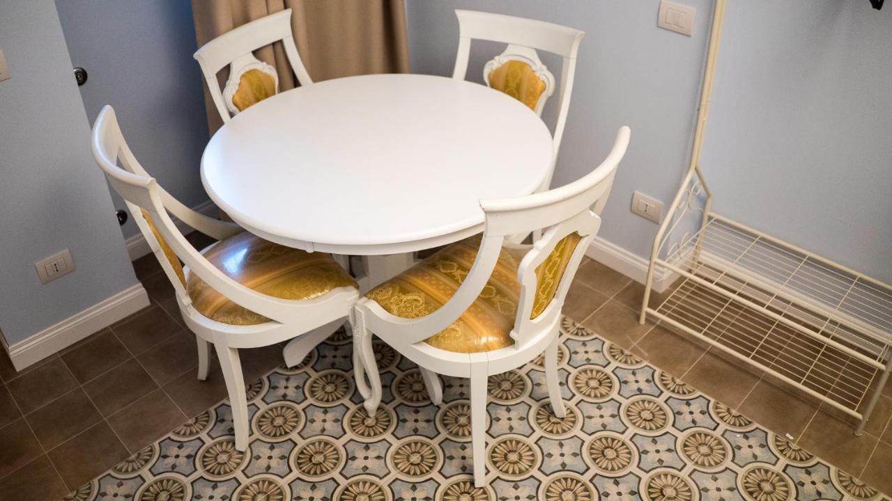 バーリCasa Di Floアパートメント エクステリア 写真